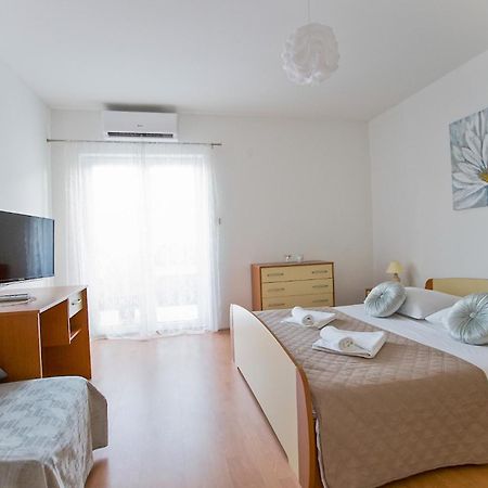 Apartments Rudi Lokva Rogoznica Ngoại thất bức ảnh